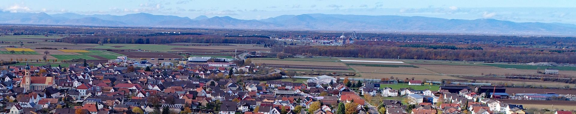 Blick Über Ringsheim und Rust Richtung Vogesen